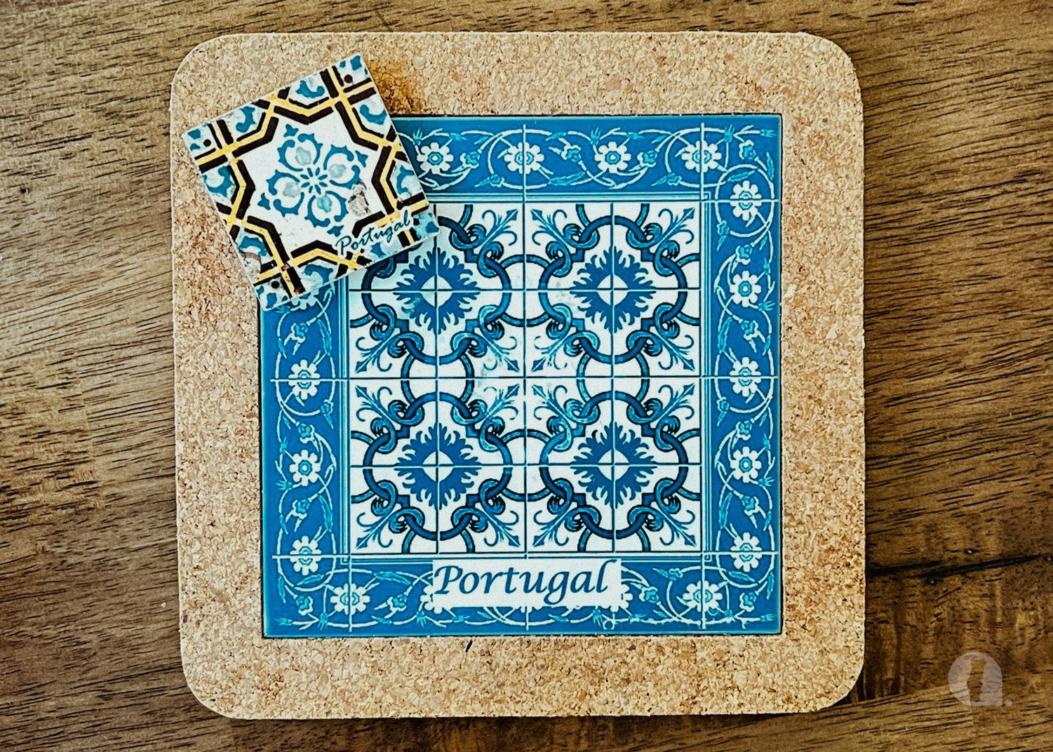 Azulejo tile magnet and trivet